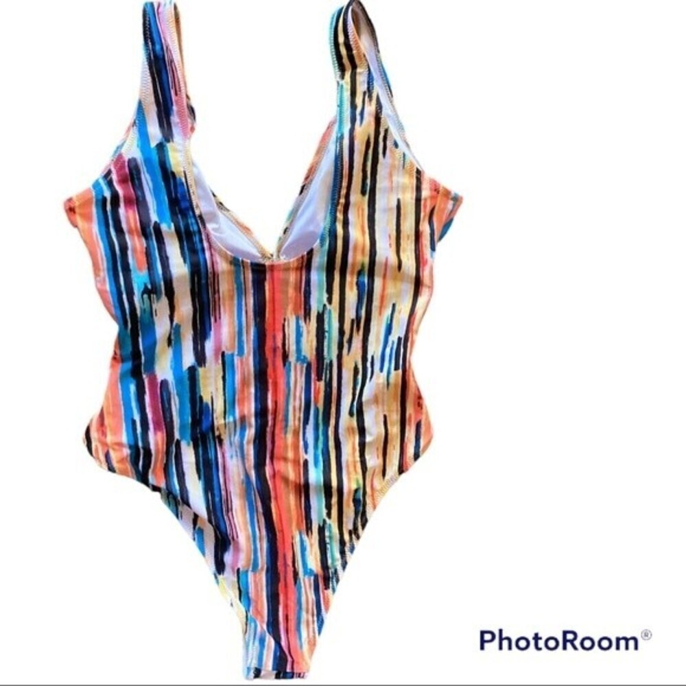 Summer Women’s Multi- Colored Ruffled One Piece Bathing Suit (L)
